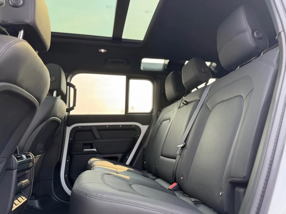 2025 Land Rover Defender L663 - Image 13 of 13