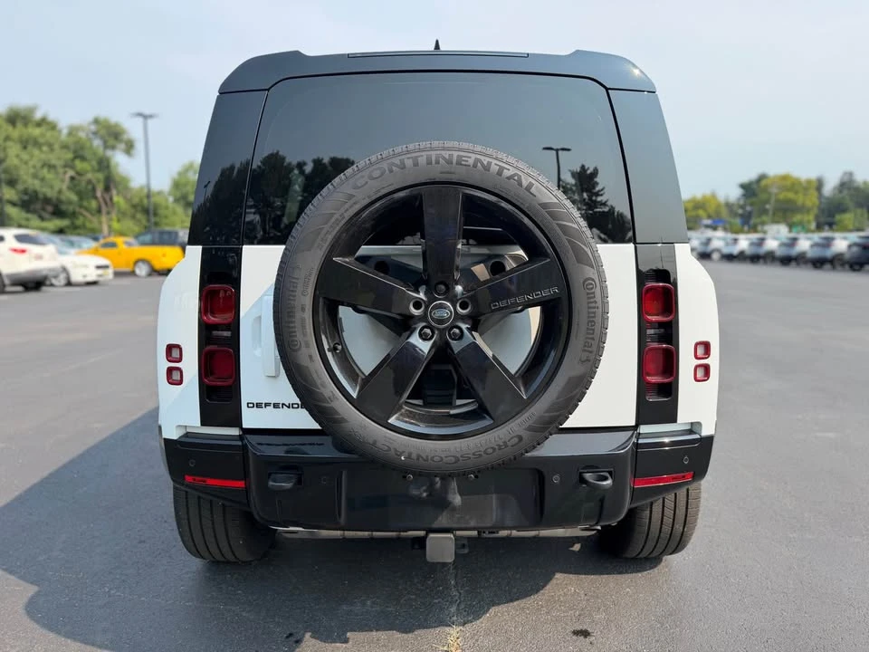 2025 Land Rover Defender L663 - Image 6 of 13