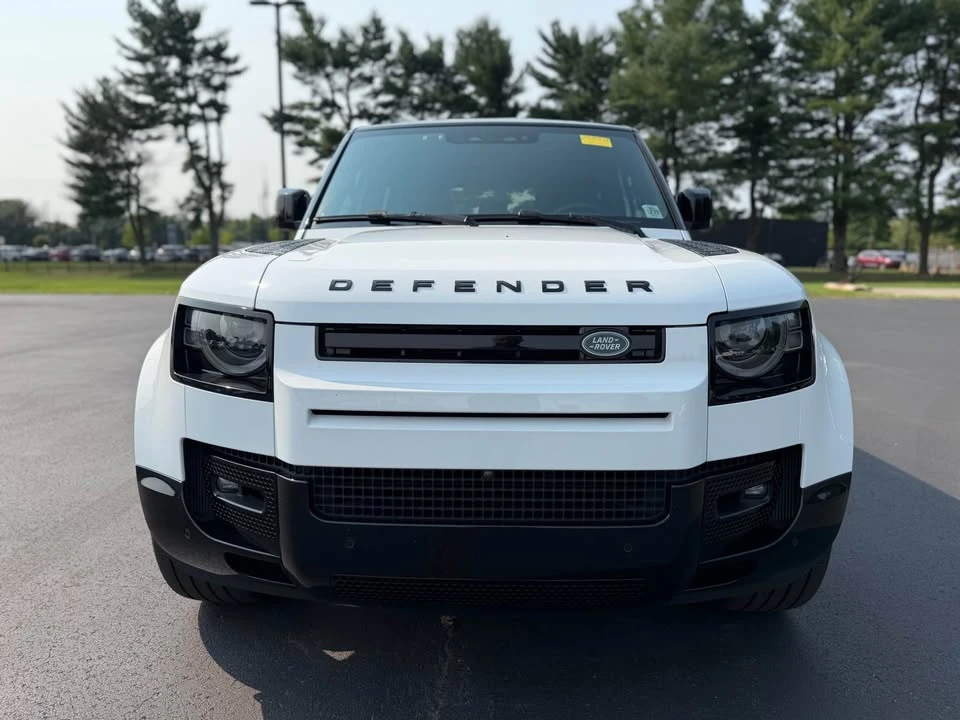 2025 Land Rover Defender L663 - Image 2 of 13
