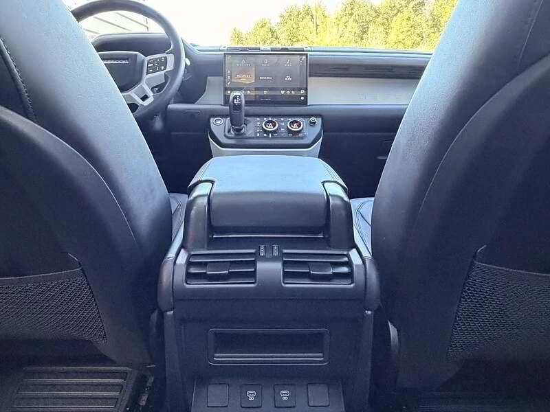 2025 Land Rover Defender L663 - Image 16 of 18