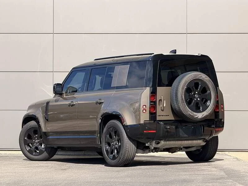 2025 Land Rover Defender L663 - Image 4 of 18