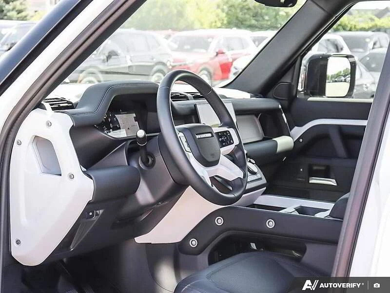 2025 Land Rover Defender L663 - Image 7 of 19