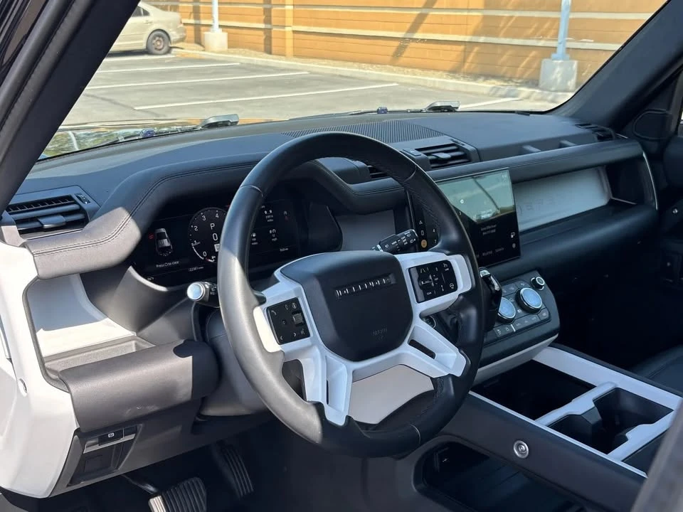 2025 Land Rover Defender L663 - Image 19 of 19