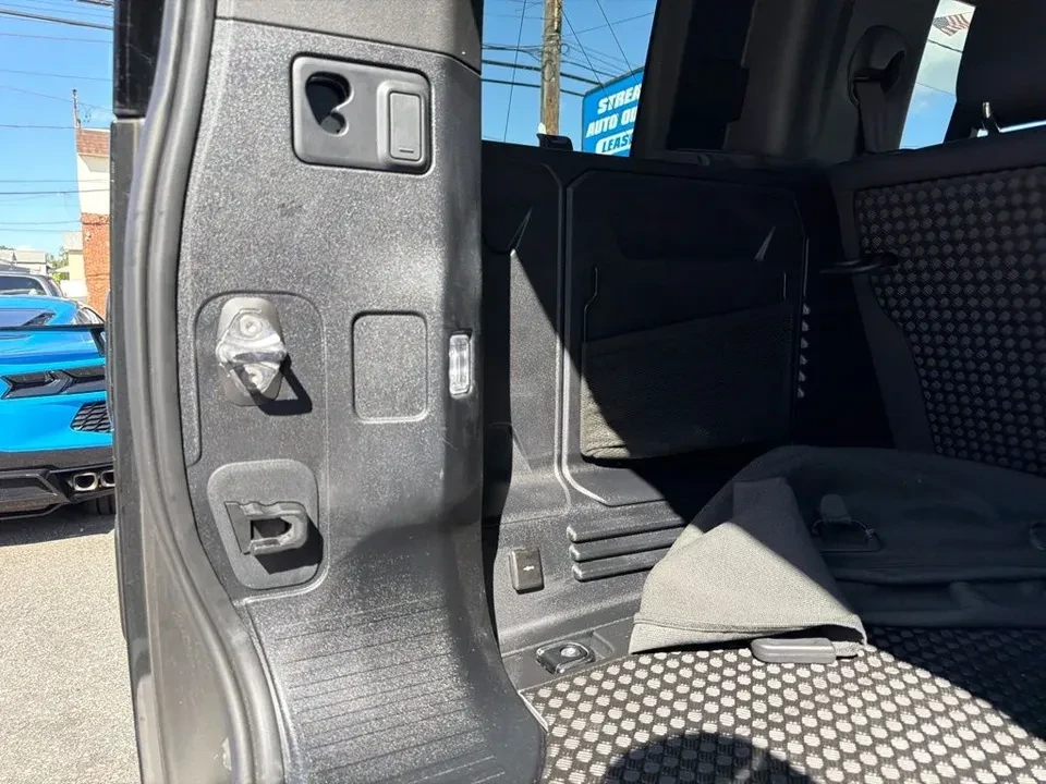 2025 Land Rover Defender L663 - Image 11 of 15