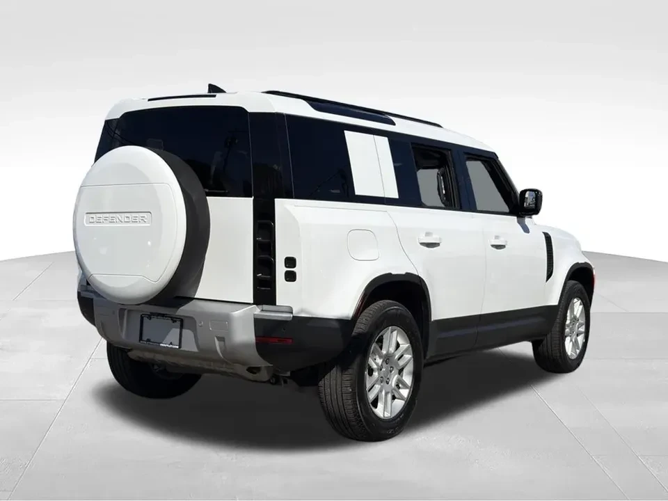 2025 Land Rover Defender L663 - Image 7 of 15