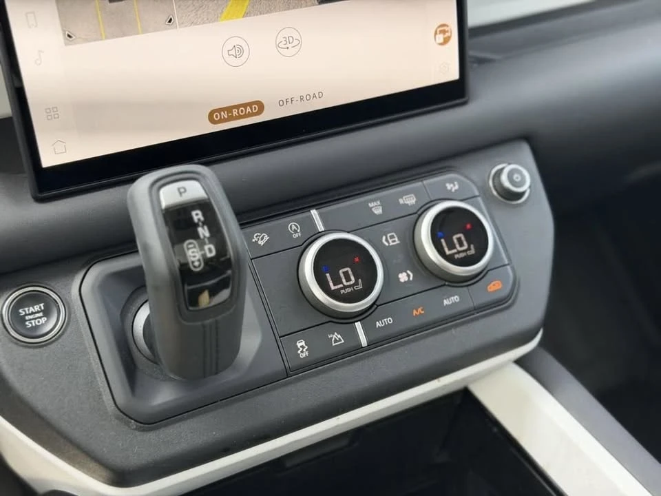 2025 Land Rover Defender L663 - Image 18 of 20