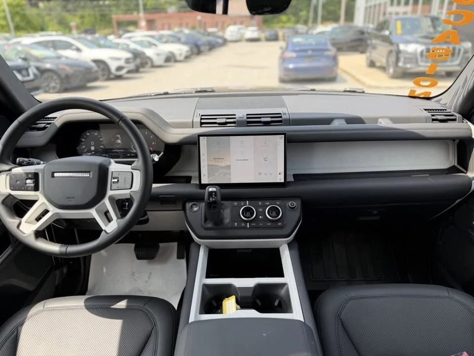 2025 Land Rover Defender L663 - Image 20 of 20