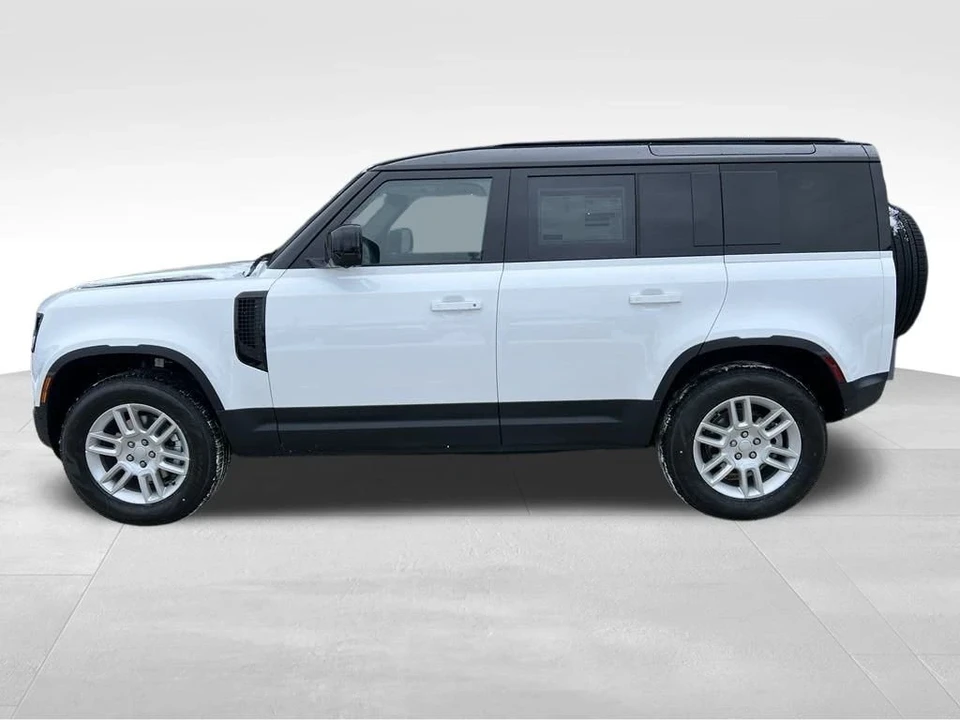 2025 Land Rover Defender L663 - Image 2 of 12