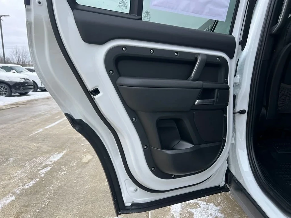 2025 Land Rover Defender L663 - Image 12 of 12