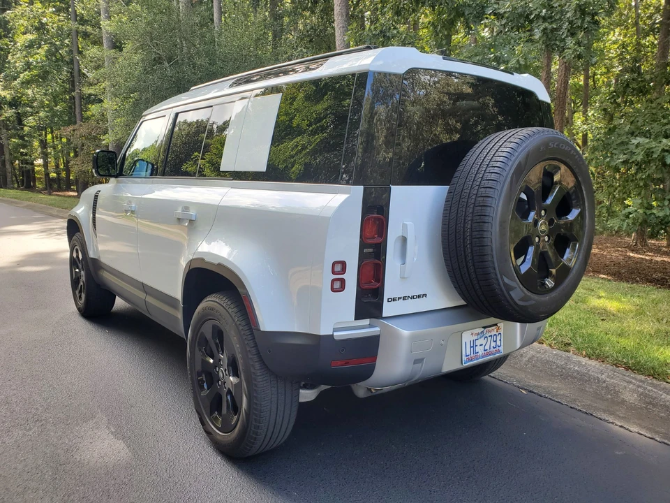 2025 Land Rover Defender L663 - Image 5 of 20