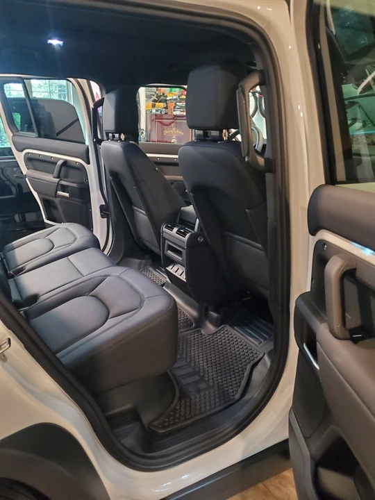2025 Land Rover Defender L663 - Image 13 of 20