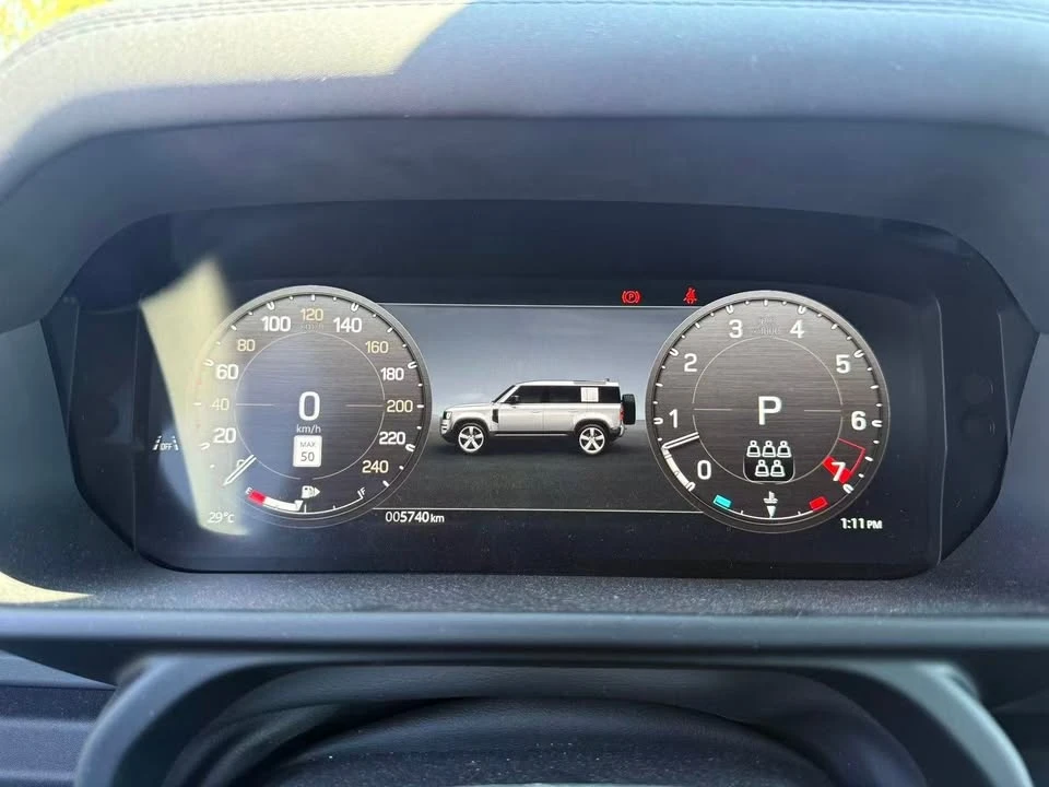 2025 Land Rover Defender L663 - Image 15 of 20