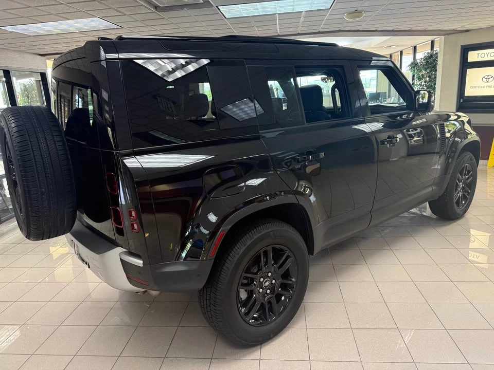 2025 Land Rover Defender L663 - Image 7 of 7