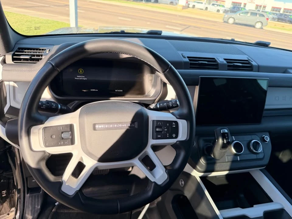 2025 Land Rover Defender L663 - Image 7 of 8