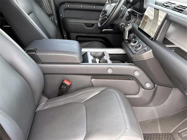 2025 Land Rover Defender L663 - Image 8 of 21