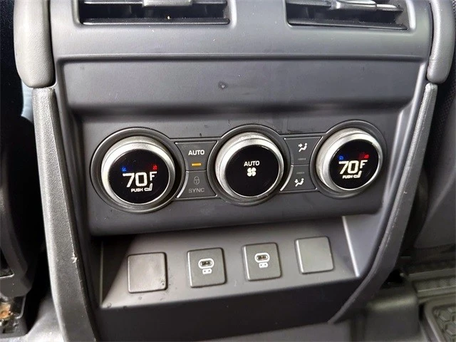 2025 Land Rover Defender L663 - Image 14 of 21
