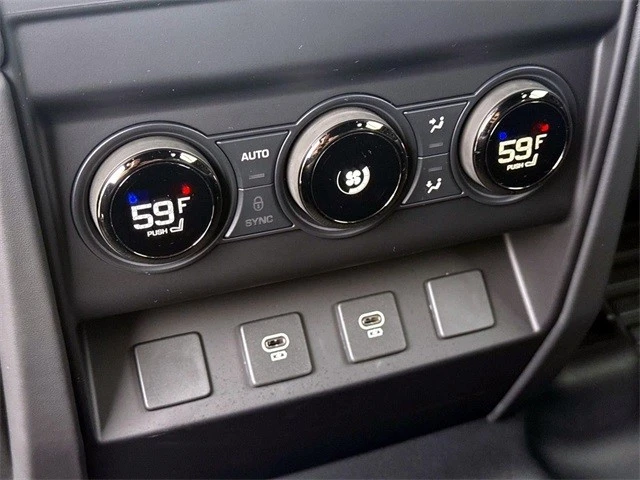 2025 Land Rover Defender L663 - Image 14 of 21