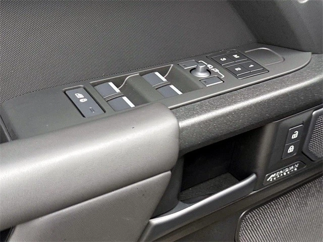 2025 Land Rover Defender L663 - Image 16 of 21
