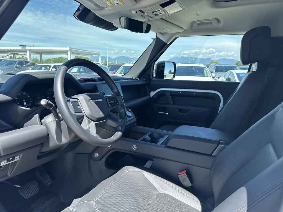 2025 Land Rover Defender L663 - Image 6 of 17