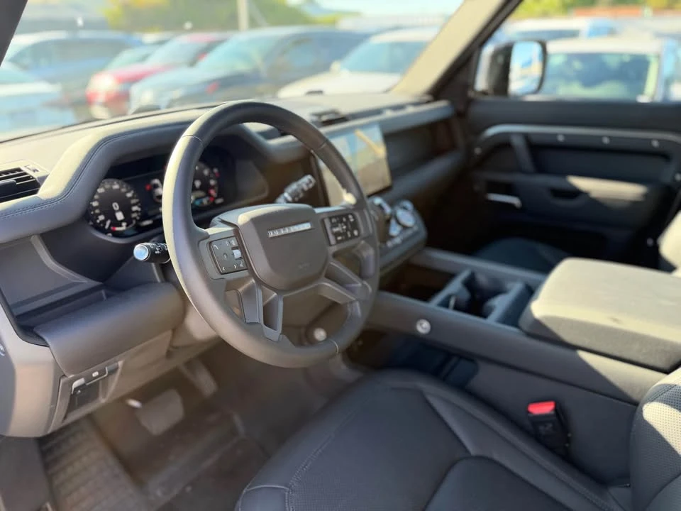 2025 Land Rover Defender L663 - Image 10 of 18