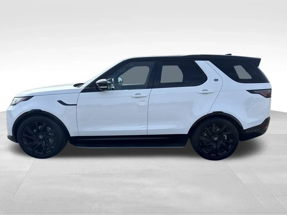 2025 Land Rover Discovery 5th Gen - Image 2 of 12