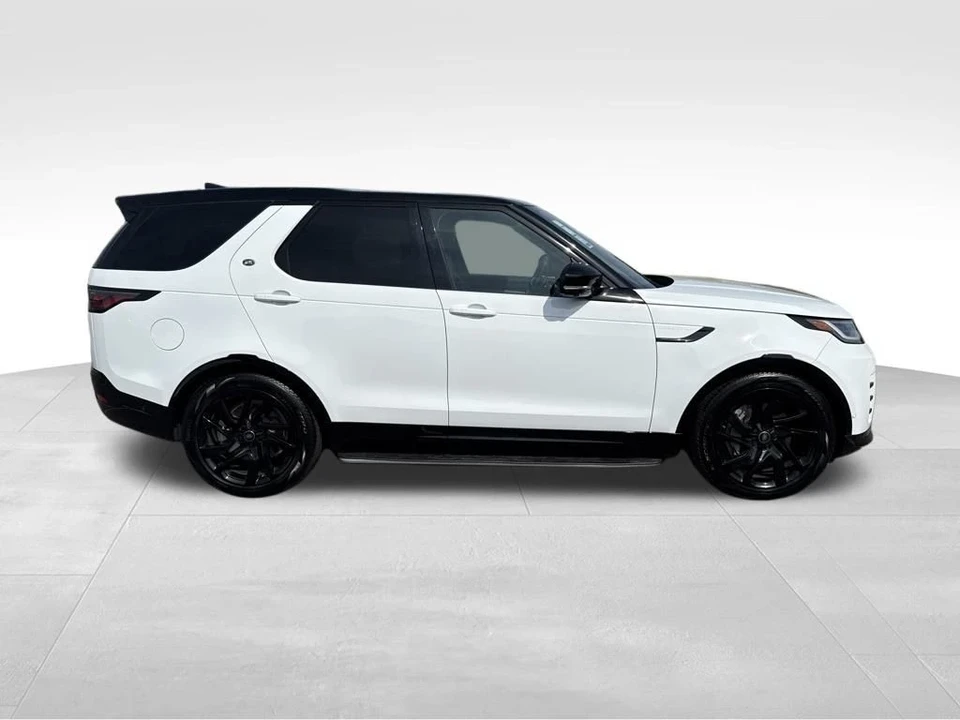 2025 Land Rover Discovery 5th Gen - Image 6 of 12