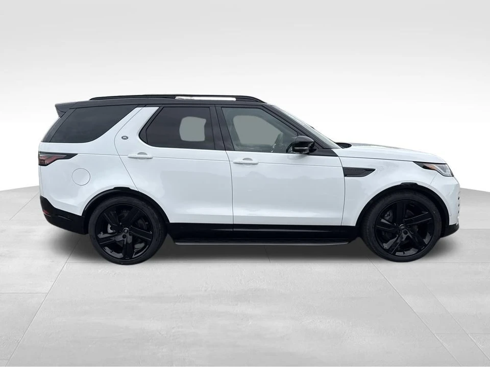 2025 Land Rover Discovery 5th Gen - Image 6 of 12