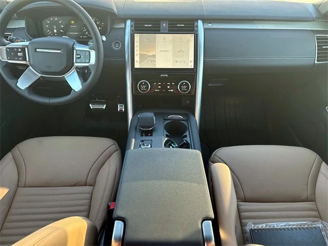 2025 Land Rover Discovery 5th Gen - Image 13 of 21
