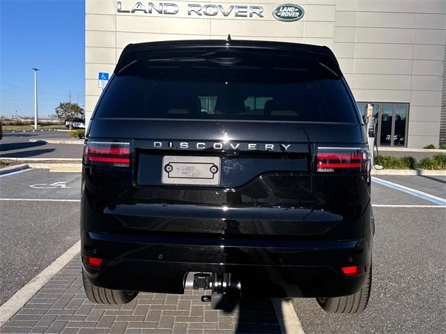 2025 Land Rover Discovery 5th Gen - Image 5 of 21