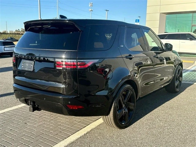 2025 Land Rover Discovery 5th Gen - Image 6 of 21