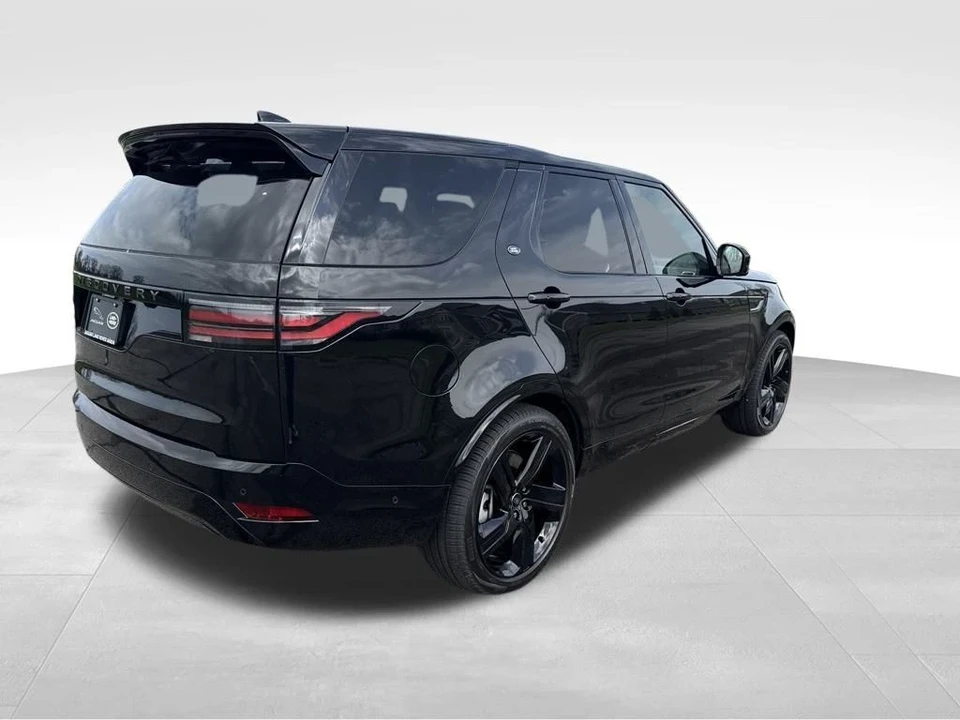 2025 Land Rover Discovery 5th Gen - Image 7 of 12