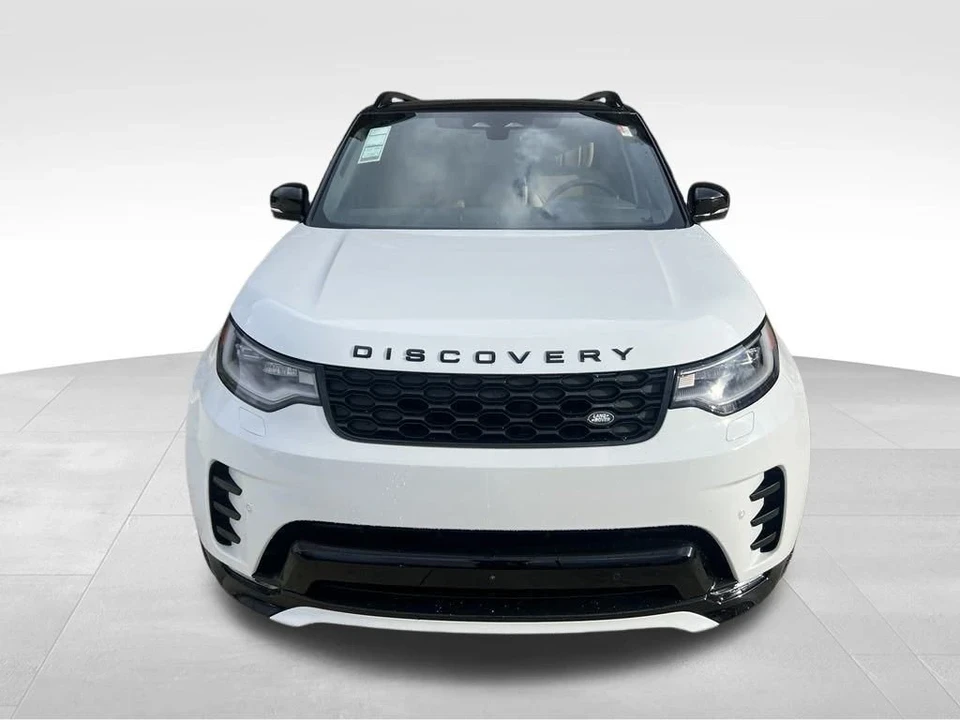 2025 Land Rover Discovery 5th Gen - Image 4 of 12
