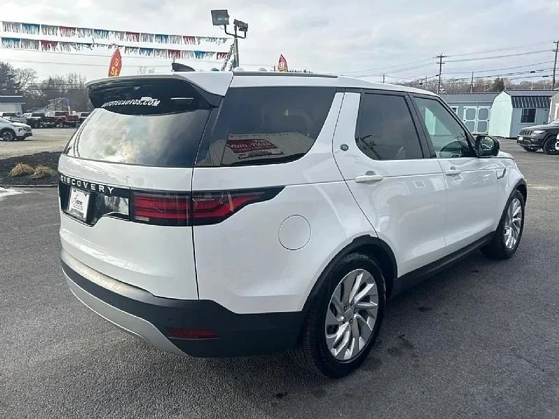 2025 Land Rover Discovery 5th Gen - Image 3 of 12