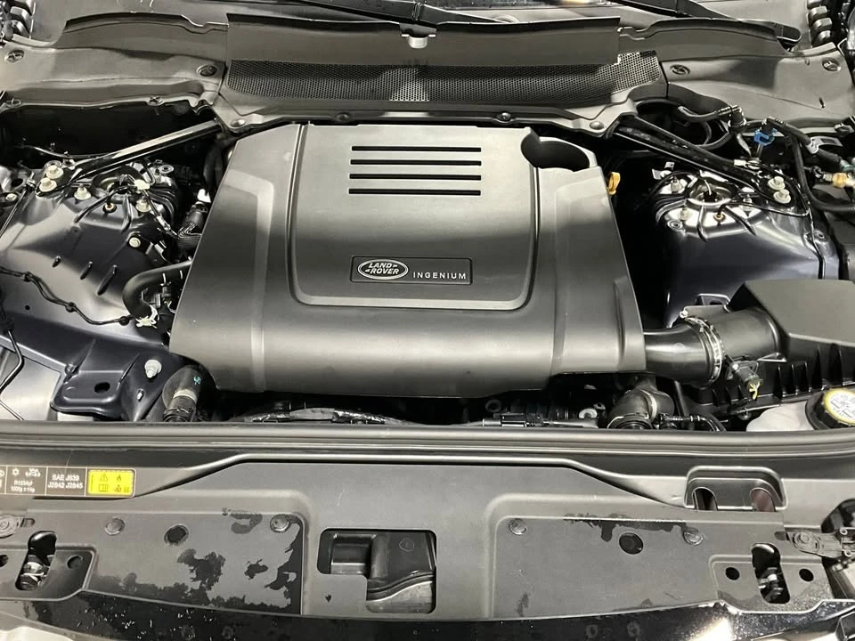 2025 Land Rover Discovery 5th Gen - Image 10 of 10