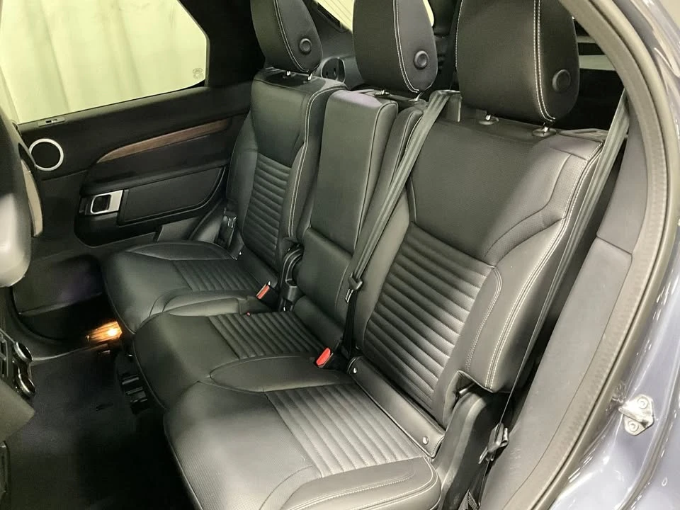 2025 Land Rover Discovery 5th Gen - Image 6 of 10