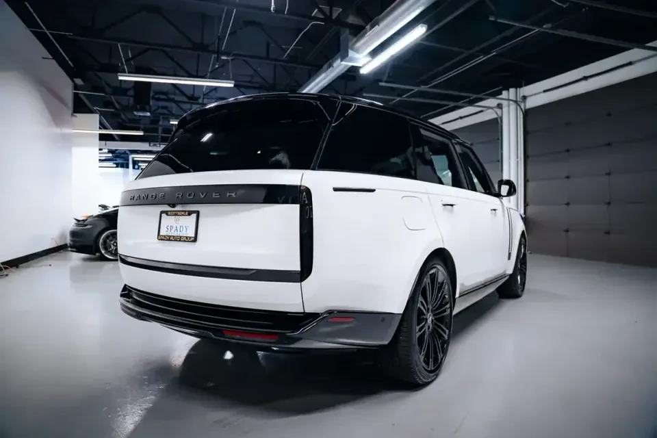 2025 Land Rover Range Rover L460 - Image 5 of 19