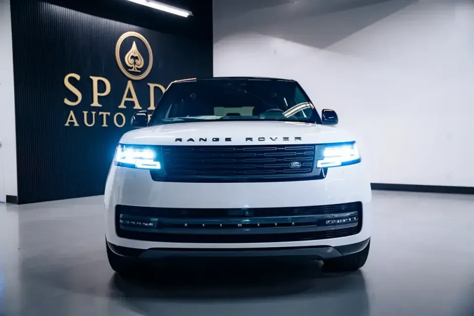 2025 Land Rover Range Rover L460 - Image 3 of 19