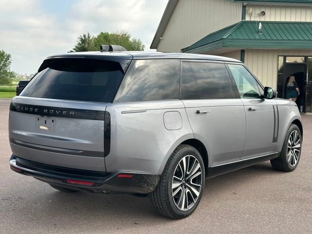 2025 Land Rover Range Rover L460 - Image 6 of 20