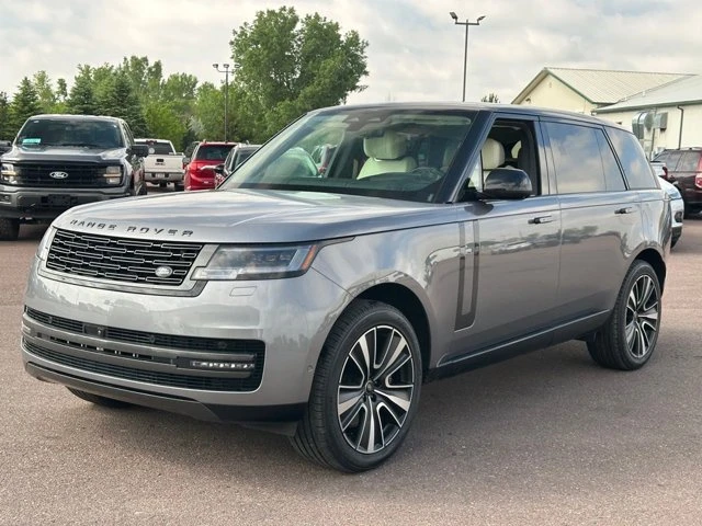 2025 Land Rover Range Rover L460 - Image 4 of 20
