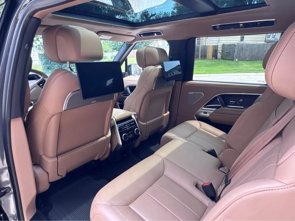 2025 Land Rover Range Rover L460 - Image 7 of 13