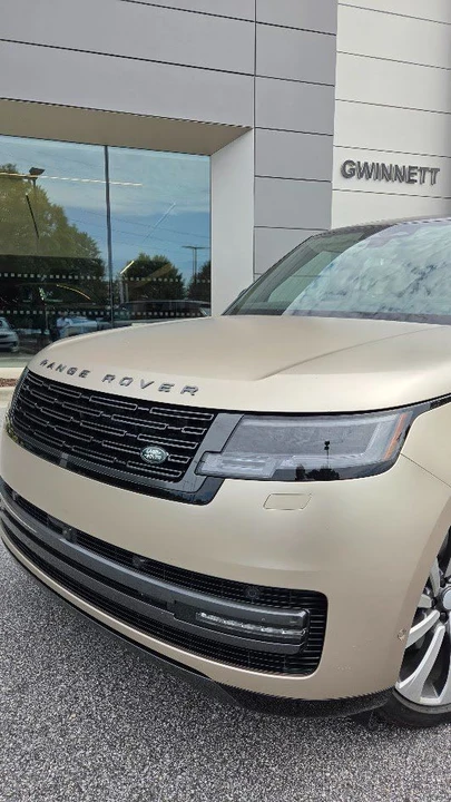 2025 Land Rover Range Rover L460 - Image 2 of 18