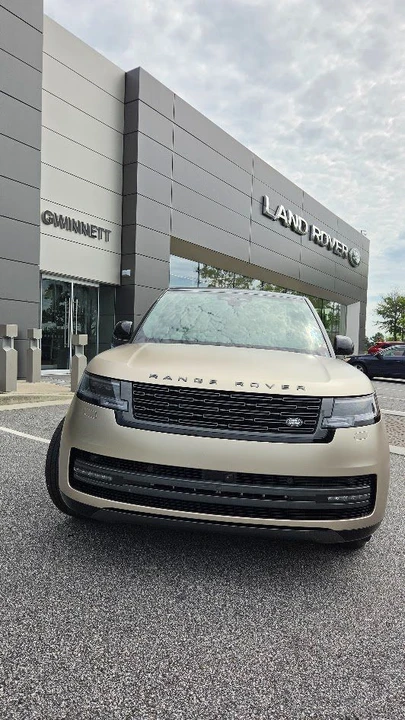 2025 Land Rover Range Rover L460 - Image 3 of 18