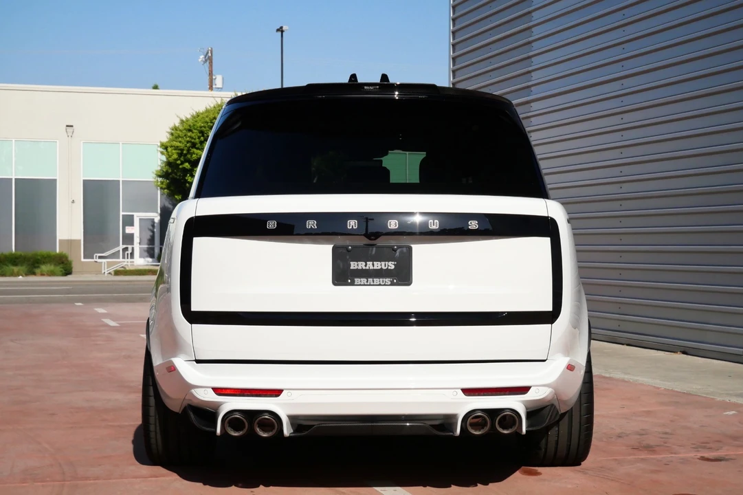 2025 Land Rover Range Rover L460 - Image 9 of 21
