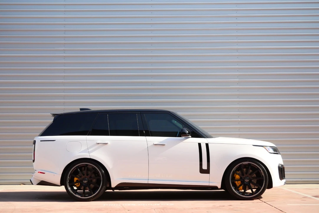 2025 Land Rover Range Rover L460 - Image 7 of 21