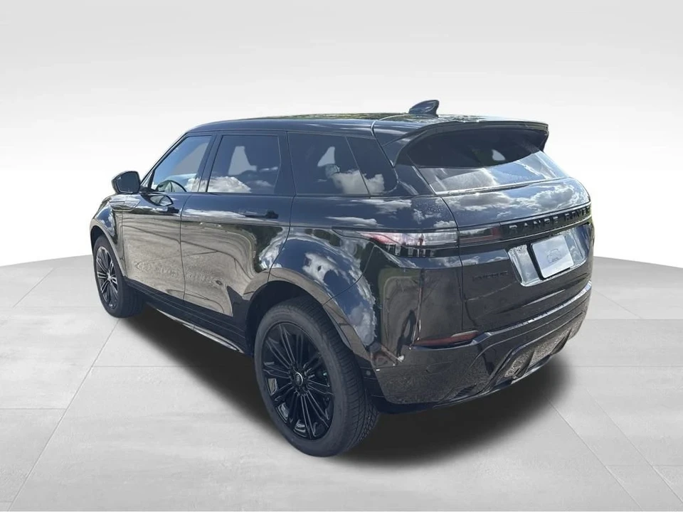 2025 Land Rover Range Rover L460 - Image 3 of 12