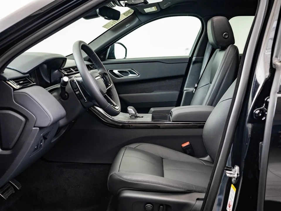 2025 Land Rover Range Rover L460 - Image 20 of 21