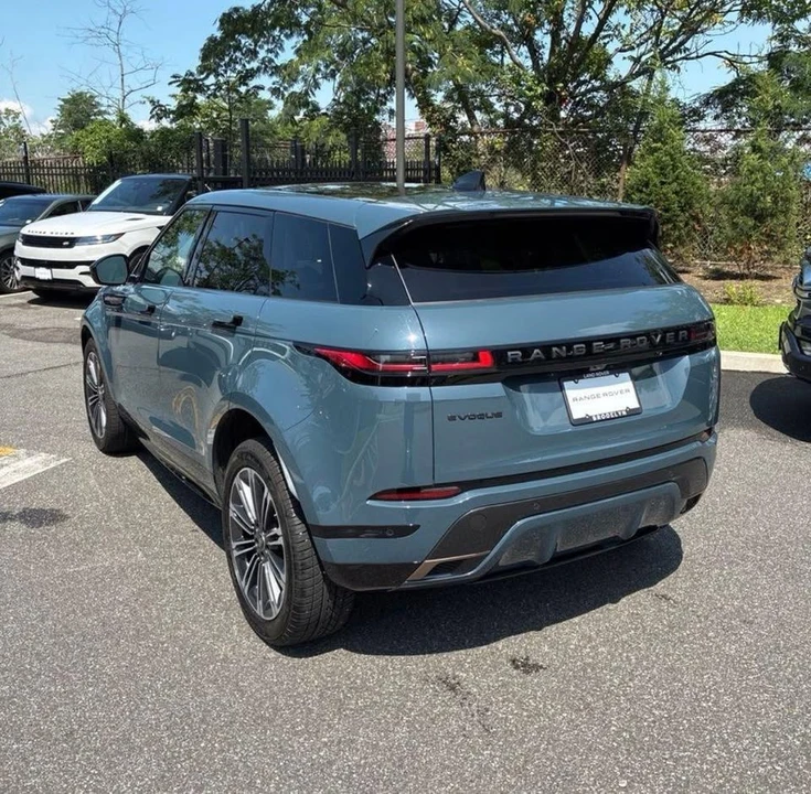 2025 Land Rover Range Rover Evoque 2nd Gen - Image 3 of 20