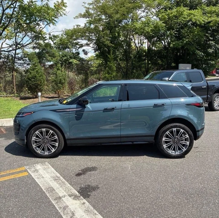 2025 Land Rover Range Rover Evoque 2nd Gen - Image 4 of 20