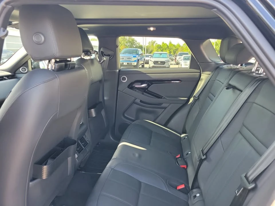 2025 Land Rover Range Rover Evoque 2nd Gen - Image 15 of 20