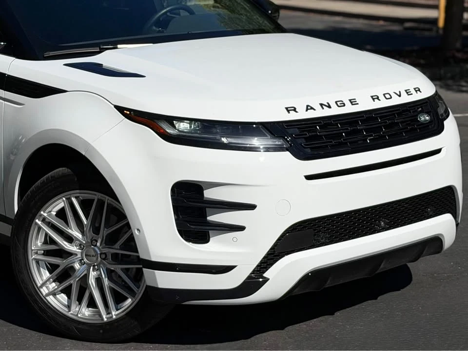 2025 Land Rover Range Rover Evoque 2nd Gen - Image 4 of 20